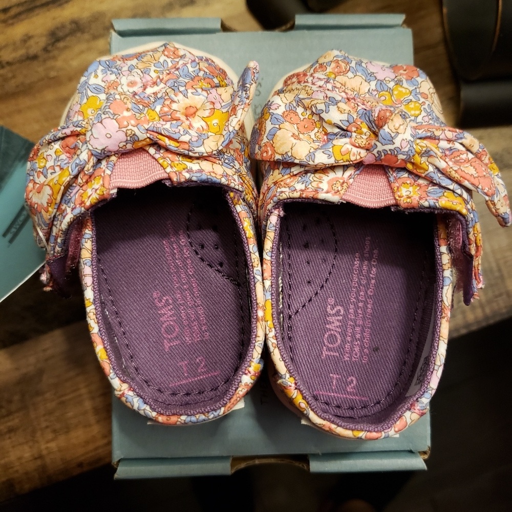 Tiny Toms